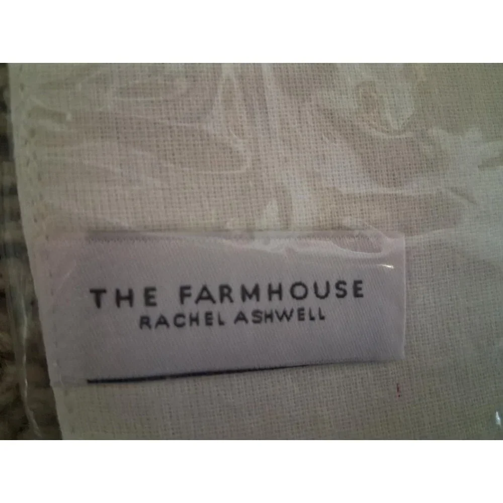 The Farmhouse Rachel Ashwell Sage Sweet Bunnies Placemats Set Of 4 13x19 Inches